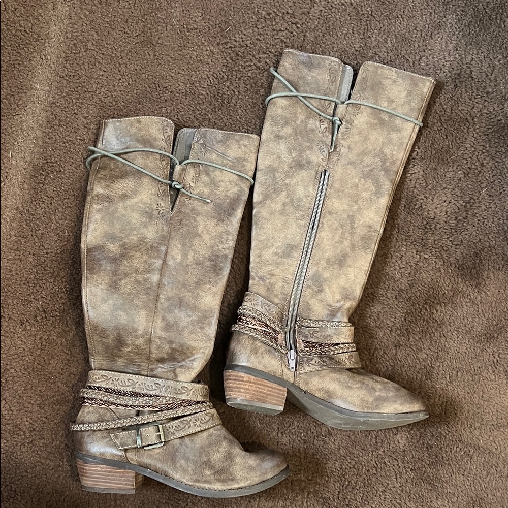 Stylish Tan Knee-High Boots